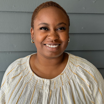 Alisha Penn headshot photo