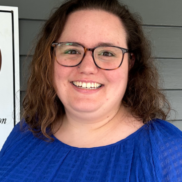 Emily Wells headshot photo